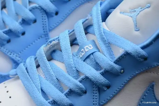 AO9944-441 Jordan (W) Air UNC Low 1 0615